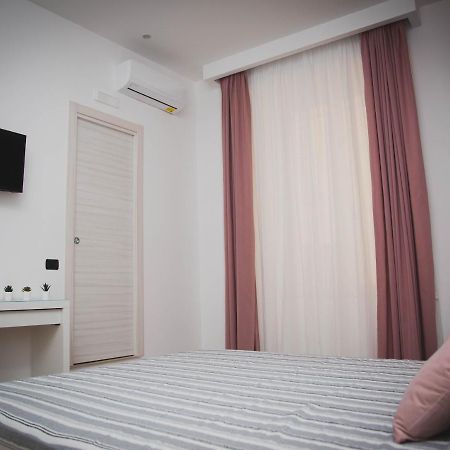 Tere Suite Naples Exterior photo